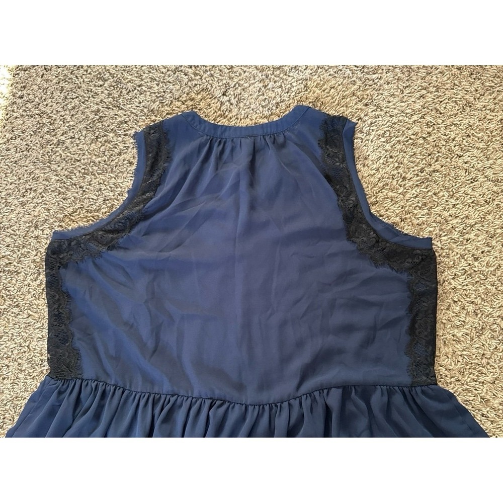 Land Bryant Women's Navy Blue Black Lace sleeveless peplum blouse Size 16 - Picture 9 of 10